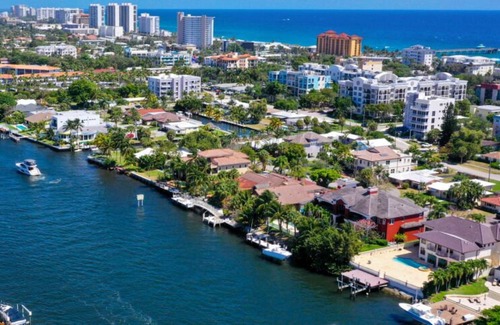 Hillsboro Beach Casa | Comfort and Convenience! Pets Allowed, Outdoor Pool, Near Beach