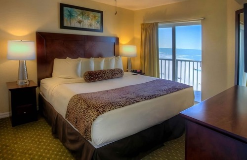 Treasure Island Hotel | Comfort and Convenience! 3 Spacious Units, FREE Parking, Outdoor Pool!