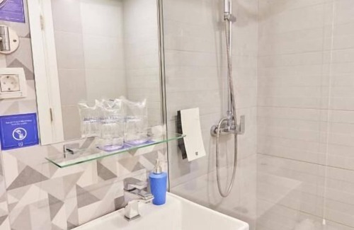 Ulcinj Hotel | Comfort and Convenience! 2BR Suite w/ Swim-up pool! Playground & Tennis Courts