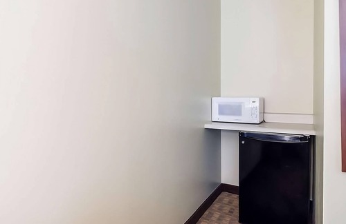 Aberdeen Complejo | Comfort and Convenience in GuestHouse Montesano! Free Parking, Pet-friendly