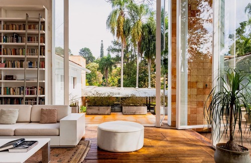 Carapicuiba Casa | Comfort and leisure amidst nature