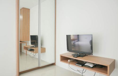 Senayan Apartamento | Comfort and Simply Studio Tamansari Semanggi Apartment By Travelio