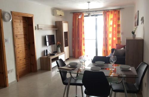 Qawra Apartamento | Comfort Apartment No. 16, Daffodil Court