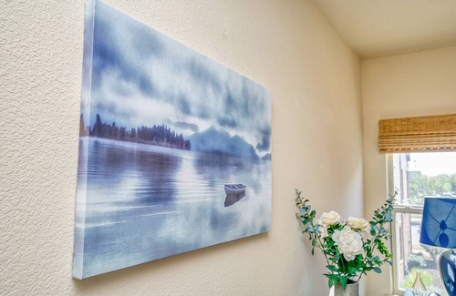 Legacy Park Casa | Comfort, Beauty & the Coolest Spot in Town - Shops@Legacy! 3Bdrm/Media Rm