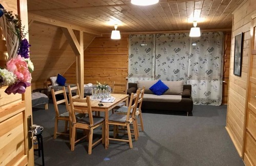 Innerleithen Apartamento | Comfort Chalet Joseph