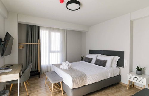 Larissa Casa | Comfort City Suites & Rooms