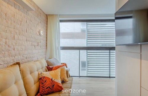 Barra Apartamento | Comfort & Convenience 200m From the Beach! Hba0309