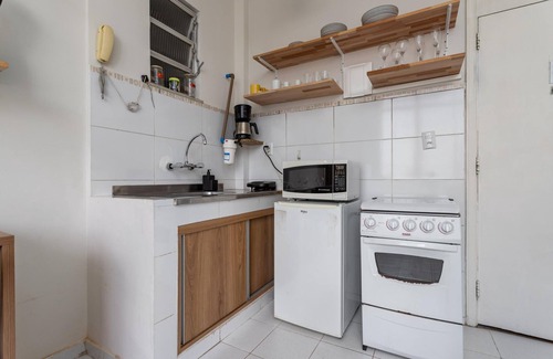 Ipanema Apartamento | Comfort in Ipanema 2 Blocks From the Beach Vp604