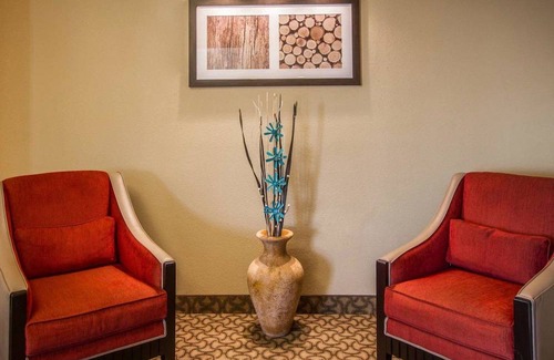 Estrella Hotel | Comfort Inn West Phoenix at 27th Ave and I-I0