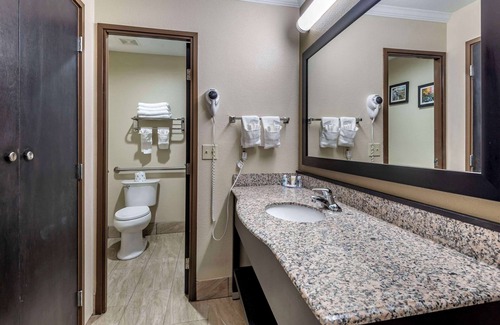 Asheville Hotel | Comfort Inn Asheville East-Blue Ridge Pkwy Access