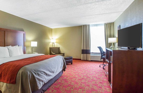 Matthews Hotel | Comfort Inn Matthews / Charlotte