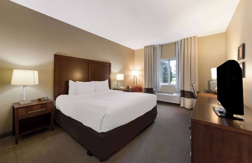 Wichita Hotel | Comfort Inn East