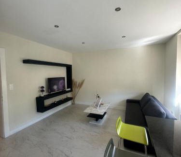Nilvange Apartamento | Comfort Jacuzzi New Apartment in Nilvange