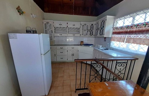 Montego Bay Casa | Comfort Kingdom Villa Bed & Breakfast