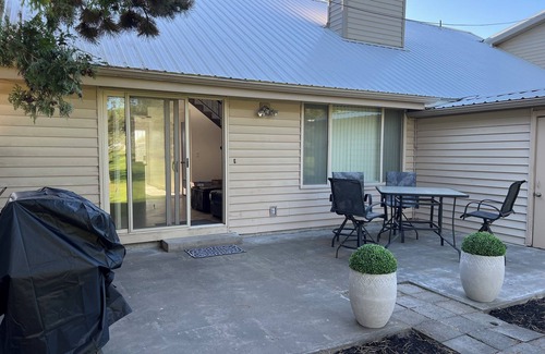 Umatilla Condominio | Comfort on the Golf Course - 3 bedroom Condo in McNary