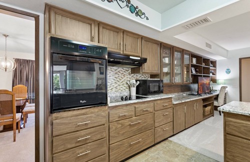 Sun City West Casa | Comfort & Quiet | 2BR Home in 55+ Neighborhood