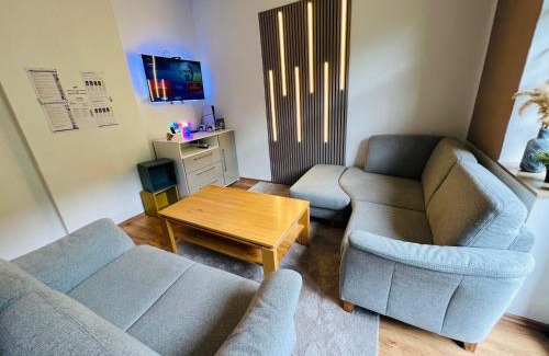 Altena Apartamento | Comfort & Relax mit Sky & PlayStation - Haus Burgstadt
