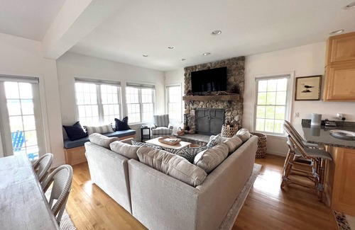 Winter Harbor Casa | Comfort & Relaxation on the Maine Coast! Family-focused estate & private beach!