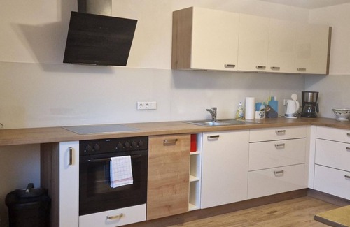Faistenau Otro | Habitación confort con ducha y aseo - granja orgánica Seemanngut