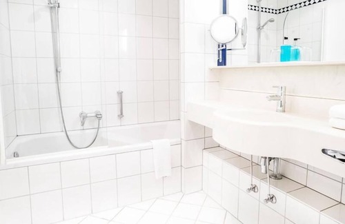 Meschede Apartamento | Comfort room, with shower/WC, max. 2 persons