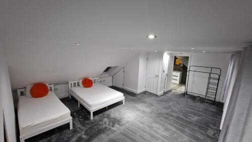 Windsor Casa | Comfort Sleep - Rooms with shared facilities