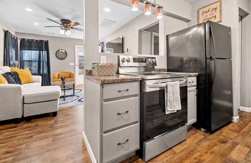 Wichita Apartamento | Comfort Stay 2, with Luxe feel, Pamper yourself.