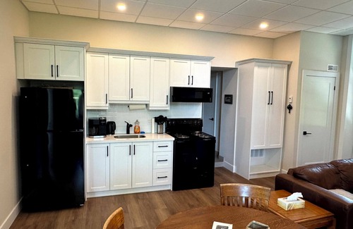 Burk's Falls Apartamento | Comfort Stay–2B1B @ Burk’s Falls