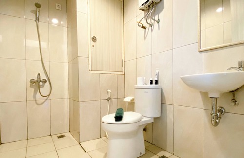 Jaka Sampurna Apartamento | Comfort Stay And Homey Studio Grand Kamala Lagoon Apartment
