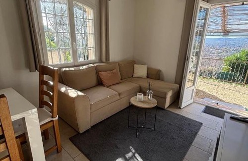 Saint-Paul-de-Vence Apartamento | Comfort studio, fully equipped!