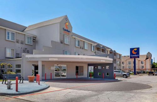 Irving Hotel | Comfort Suites DFW Airport