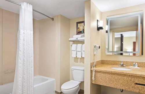Gulfport Hotel | Comfort Suites Gulfport