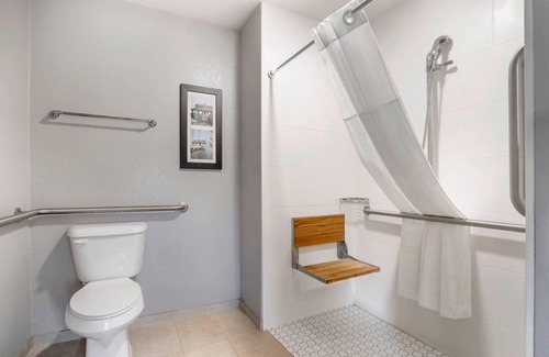 Huntersville Hotel | Comfort Suites near Birkdale Village- Huntersville