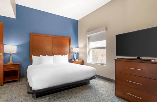 Huntersville Hotel | Comfort Suites near Birkdale Village- Huntersville
