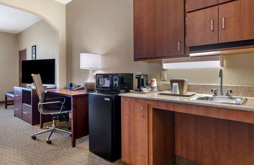 Waco Hotel | Comfort Suites Waco Near University Area