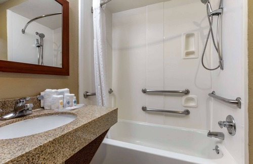 Waco Hotel | Comfort Suites Waco Near University Area