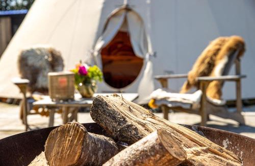 Lembeke Otro | Comfort Tipi Marie, Tipi Bo Deluxe & tent Nicolaï - 'Glamping in stijl'