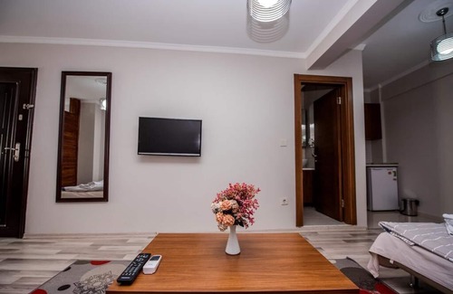 Emin Sinan Apartamento | Habitación Triple Confort con Kichenette