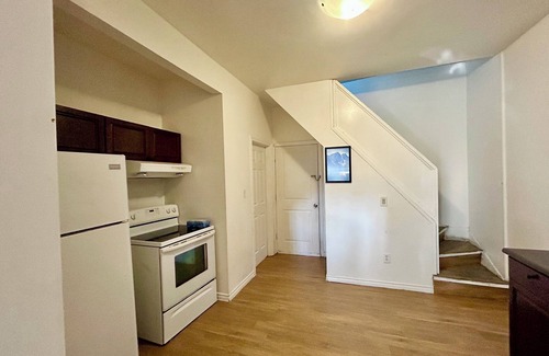 St. James Casa | Comfort Zone: A Stylish Bedroom.R-2