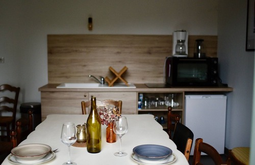 Saint-Leonard-des-Bois Cabaña | Casa rural acogedora con Wi-Fi, sauna, cercana a actividades naturales