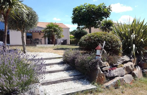 Saint-Brevin-les-Pins Casa | Cómoda casa familiar, cerca de la playa, piscina climatizada, gran parcela
