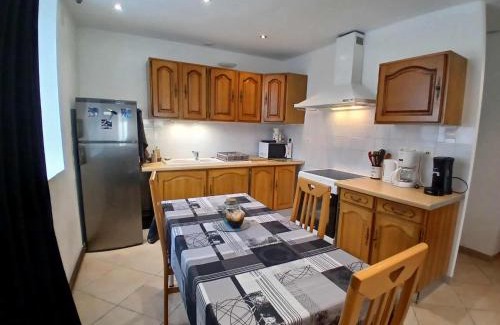 Saint-Rambert-en-Bugey Apartamento | Comfortable apartment 6 people 2 bedrooms 3 double beds