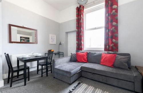 Cheltenham Apartamento | Comfortable 1-Bed Flat Near Pittville Park
