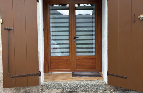 Feliceto Apartamento | Comfortable 1-bedroom apartment on ground floor.