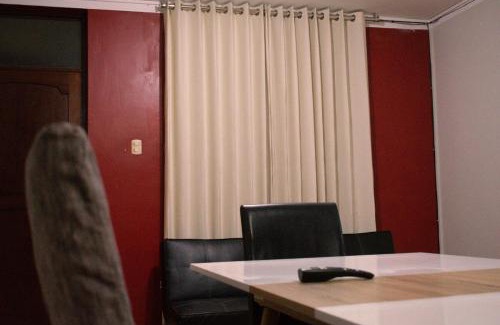 Ayacucho Apartamento | Comfortable 1st floor apartment in front of a park, Central, with Garage