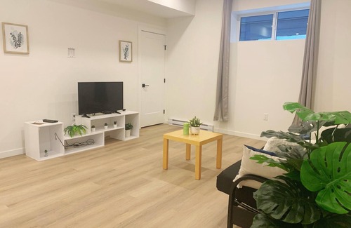 Willoughby Casa | Comfortable 2BR-Quiet Neighborhood-5mins to Langley Events-Extended Stays Ready