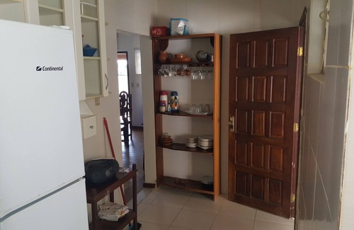 Itaparica Casa | Comfortable 3/4 bedroom house with patio, 100 m from the beach
