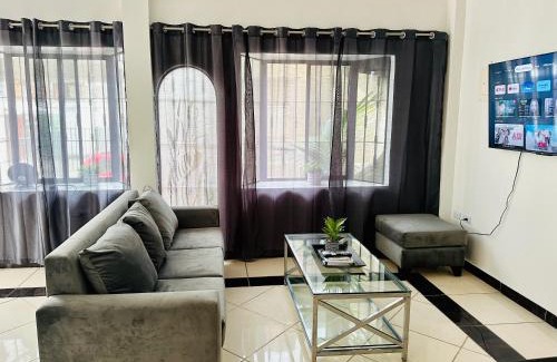 Guayaquil Casa | Comfortable 3-Bedroom Apartment, close to the American Consulate