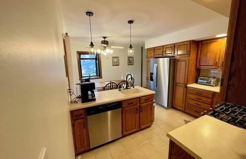 Schererville Casa | Comfortable 3BR Home-Prime Video, WiFi, Parking