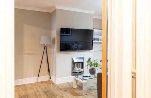 Charlton Kings Apartamento | Comfortable 5-Bedroom House in Cheltenham
