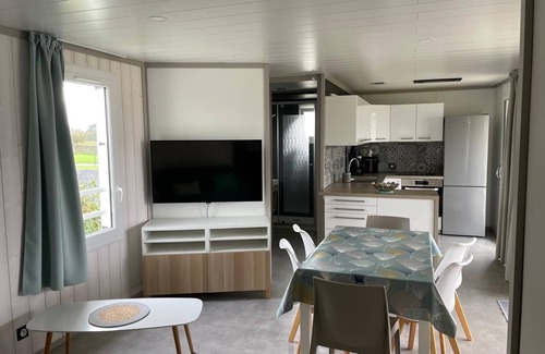 Arzal Chalet De Esquí | Comfortable 6-person, 3-bedroom chalet close to the Megaliths and beaches